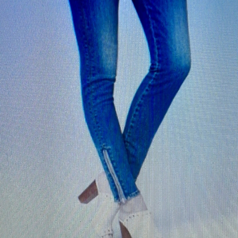 White House Black Market Zip Leg Skinny Jeans 6R